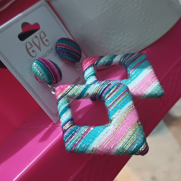 🆕 Fashion Eve Collection earrings - Picture 5 of 7